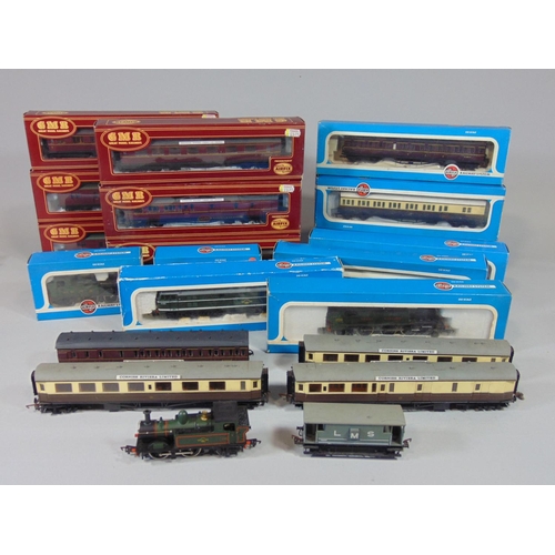 123 - Collection of boxed Airfix locomotives and rolling stock including a Prairie Tank loco 2-6-2, GWR Ta... 