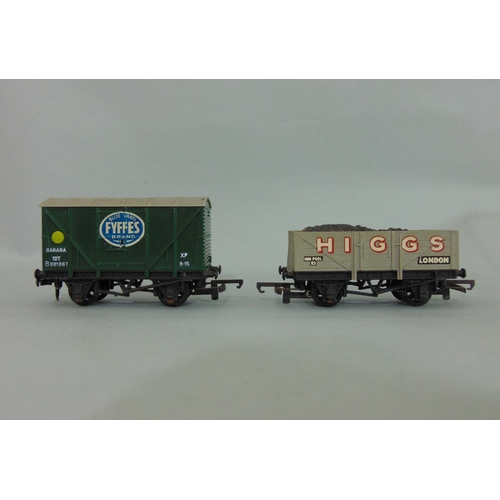 120 - Collection of Wrenn rolling stock, boxed, including  W5024 ‘Colman’s’ wagon, W4626P Cement wagon, W5... 