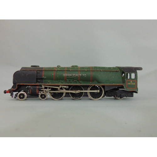 136 - Collection of Hornby Dublo locomotives incl boxed 0-6-2 Tank Locomotive 2217, with unboxed 'Cardiff ... 