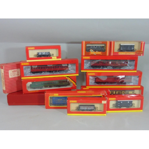 70 - Collection of mixed Hornby including 6 coaches, 6 wagons, a Hornby Dublo level crossing 2460 and a H... 