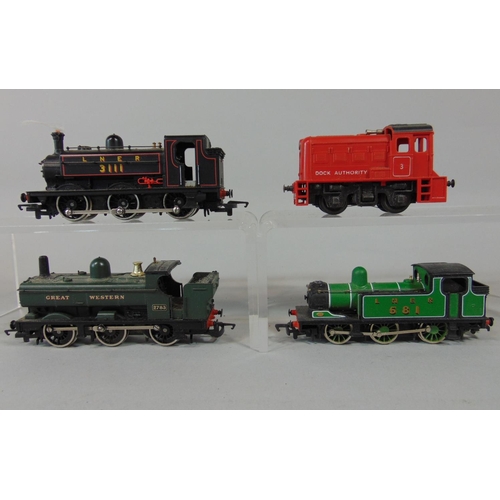 236 - Mixed unsorted collection of unboxed 00 gauge locomotives, rolling stock and model buildings  by Hor... 