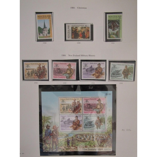 2331 - A mint and used collection of stamps from New Zealand in an SG album from QV to 1980’s - Displayed i... 