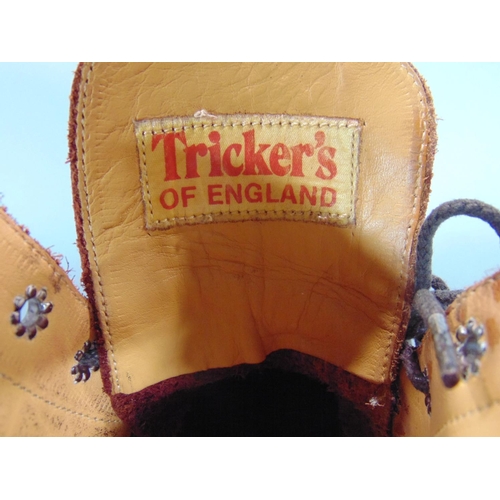 1233 - Trickers mens brown leather 'Grassmere' County boots, leatehr lines, good condition, size not shown,... 