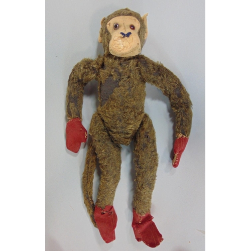 1241 - Vintage toy monkey with brown fur, felt face. 43 cm tall together with 2 1930's teddy bears each wit... 