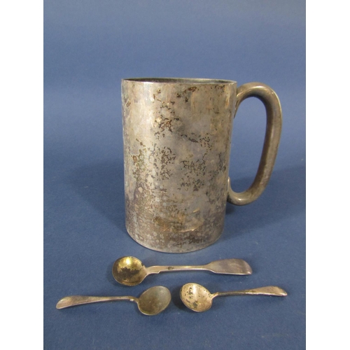 847 - Elkington & Co silver cylindrical tankard, together with three small silver spoons, 9oz approx