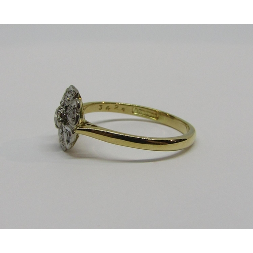 941 - Vintage 18ct diamond cluster ring, size L/M, 2.2g