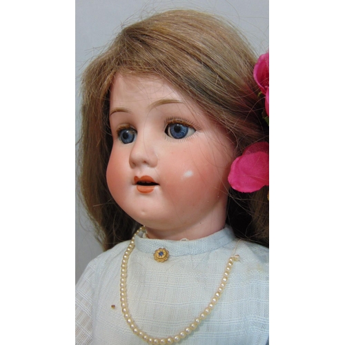 45 - 2 German bisque socket head dolls with jointed composition bodies, both with sleeping blue eyes and ... 