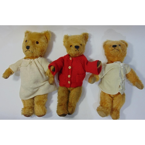 107 - 3 vintage teddy bears, all with golden fur, jointed body and stitched mouth and nose; first is proba... 