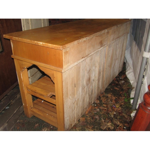 2064 - A substantial vintage style beechwood kitchen work table/dresser fitted with four frieze drawers rai... 