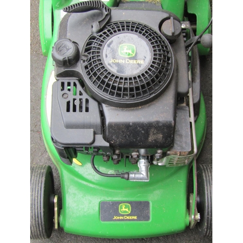 2075 - A John Deere R43RS petrol driven rotary lawn mower with rear roller and grass collection bag (appear... 