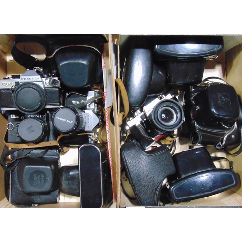 581 - Two boxes of vintage cameras, mainly 35mm all with lenses and cases (2 boxes)