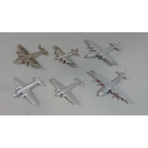 99 - 17 model Dinky toy aircraft including Heavy Bomber, Flying Boat, Beechcraft c55 Baron etc and 3 othe... 