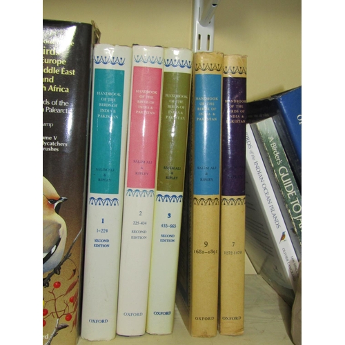 387 - Three volumes of The Birds Of Africa, Academic Press, 1982, Handbook Of The Birds Of Europe, The Mid... 