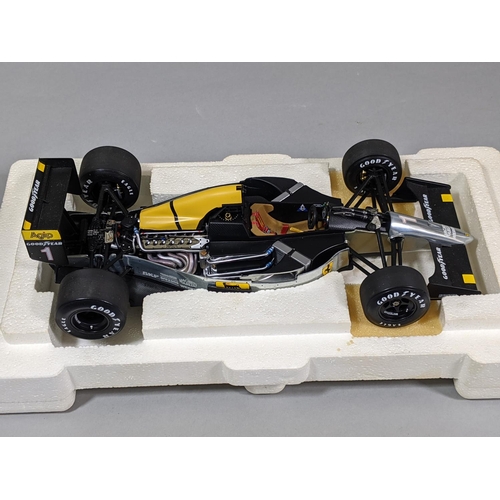 61 - 1:18 scale Ferrari 641/2 Formula 1 racing car no 28609 by Exoto Grand Prix Classics, boxed with orig... 