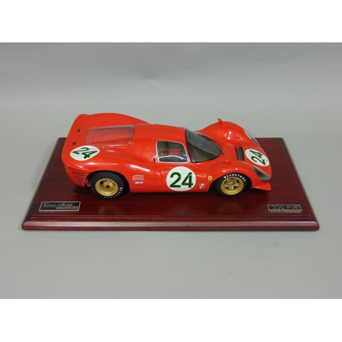 84 - Static kerbside model Ferrari 330 P4 1967 Formula 1 racing car,  hand made by Classic Models Museum,... 