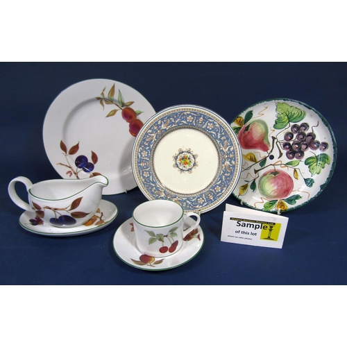 1099 - A collection of Royal Worcester Evesham Vale pattern dinnerwares, comprising eleven dinner plates, e... 