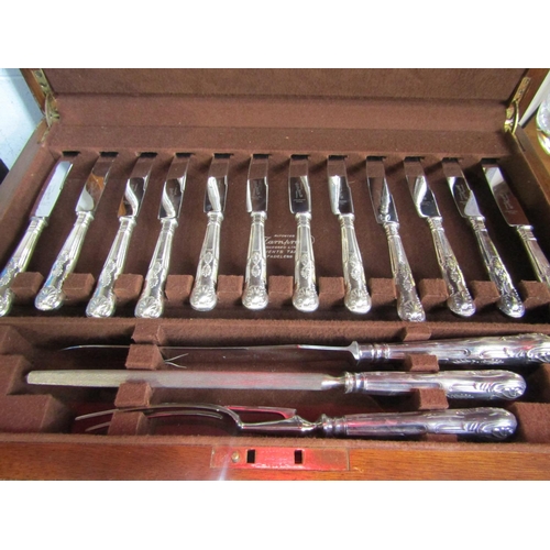 1222 - Art Deco walnut cased canteen of Kings handled flatware comprising various knives, spoons, forks and... 