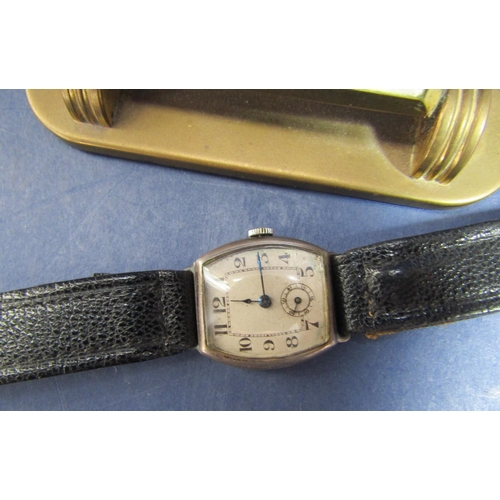 1432 - 1930s gents dress watch with shaped rectangular dial, Arabic numerals and subsidiary second dial, 25... 