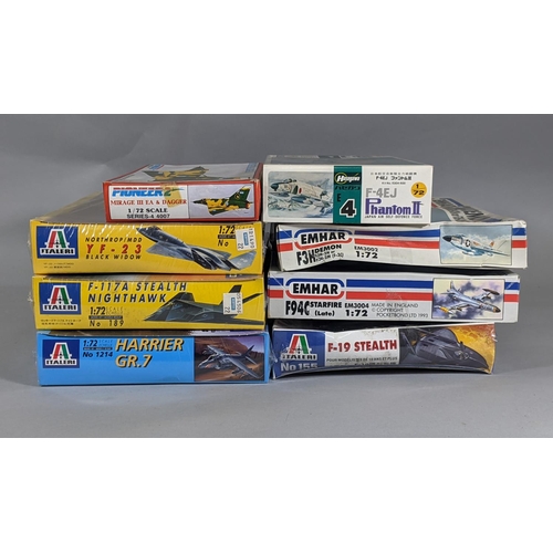 109 - 8 boxed model aircraft kits including Italaeri F23F3H, F117A, Harrier G7and F119 Stealth (all sealed... 