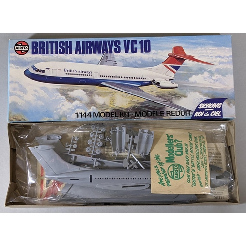 113 - 6 model aircraft kits including Airfix Vanguard (sealC10 and B707 and Revell DC7, P3A Orion and Blue... 