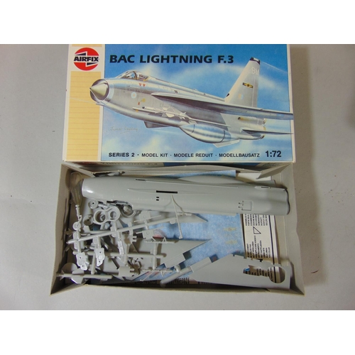 132 - Collection of boxed model aircraft kits including 7 by Airfix and 4 by Matchbox, others by Airmodel,... 