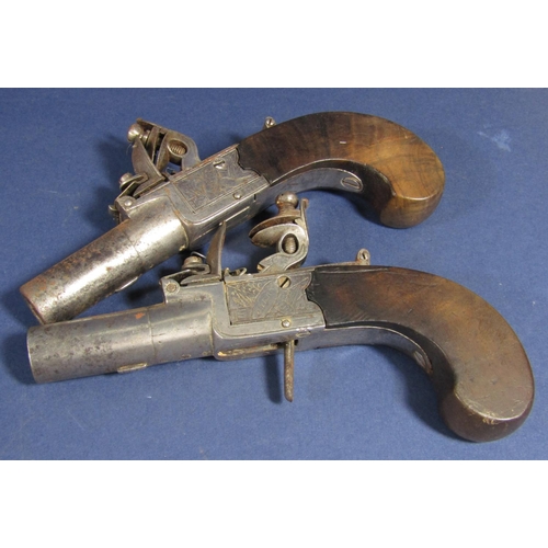 1901 - Pair of Canon barrel flintlock pistols of small proportions inscribed Horsham Oakes, 15.5 cm long (2... 