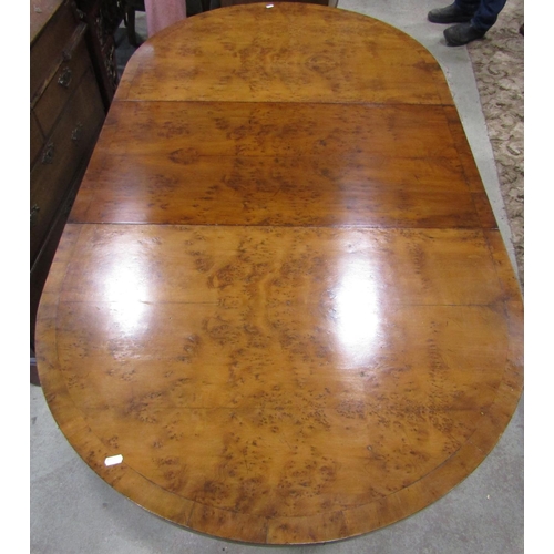 2288 - A good quality Regency style yew wood veneered D end extending dining table with single additional l... 