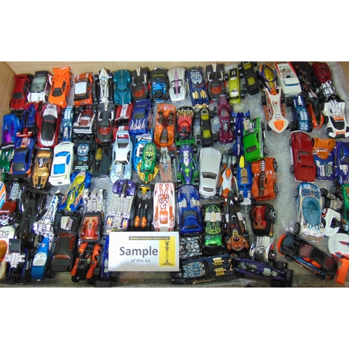 81 - Large collection of unboxed Hot Wheels cars -approx 150 (a boxful)