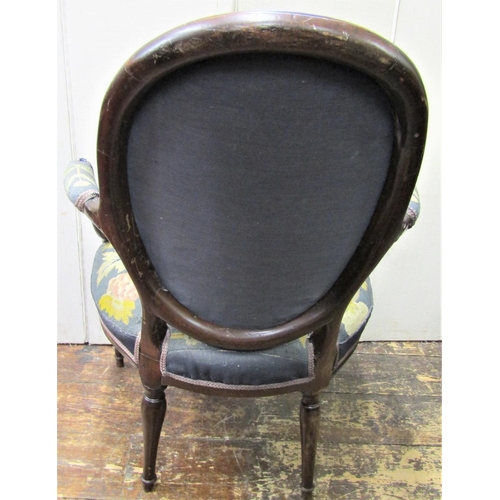 2823 - An 18th century Hepplewhite style open elbow chair with cameo shaped back, serpentine seat set withi... 