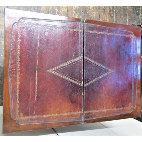 2797 - A late Regency period foldover top writing/work table with maroon coloured leather writing surface, ... 