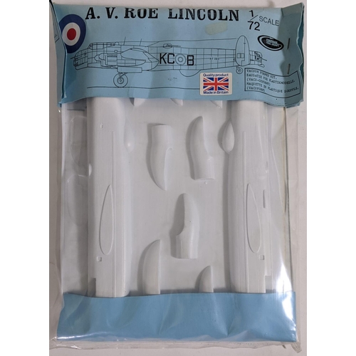 43 - Collection of 9 model aircraft kits all 1:72 scale WW2 bombers and believed to be complete. Includes... 