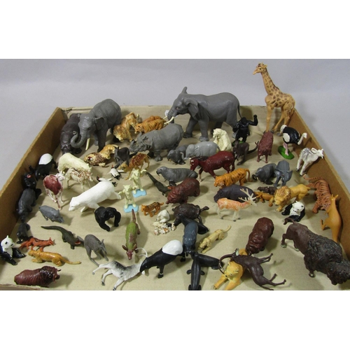 662 - Collection of vintage plastic toy animals, mostly by Britains, the largest being 9cm tall (one box)