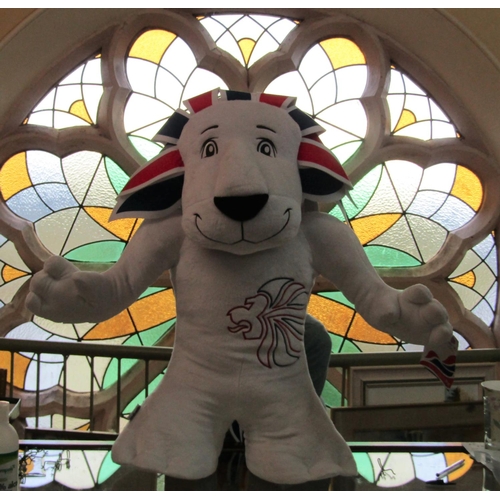 697 - 4 very large London 2012 Olympic mascot soft toys including Team GB 'Pride the Lion' 74cm tall, Para... 