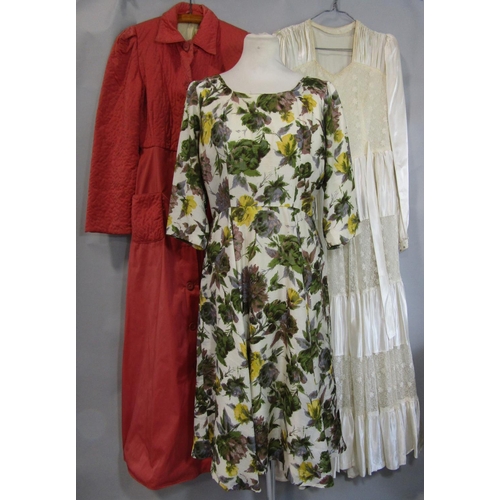 487 - Mixed collection of vintage clothing including a floral silk dress with fitted bodice and full skirt... 