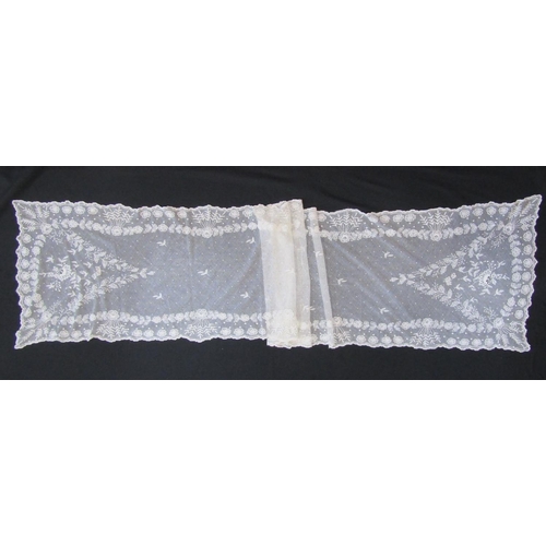 494 - Vintage lace stole, possibly hand made with intricate embroidered pattern, 220 x 50cm, together with... 