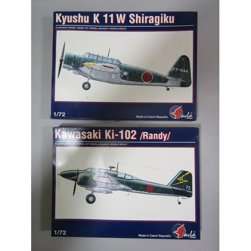 665 - 21 model kits of Japanese WW2 aircraft, including kits by Hasegawa, Pavla, Fujimi, L&S and Merlin. A... 