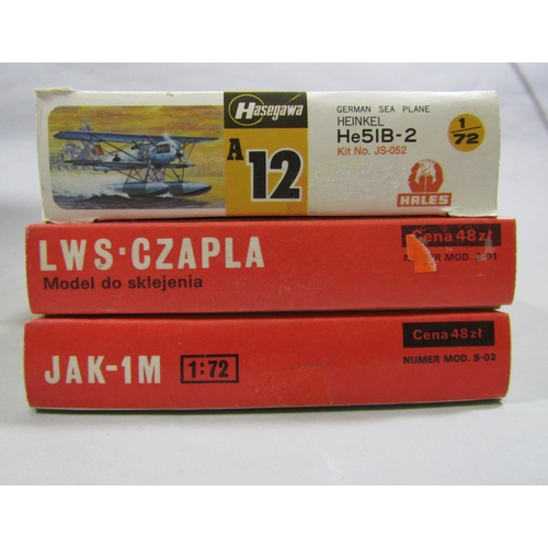 666 - 12 model kits of WW2 aircraft including models by Heller, Mikro and Hasegawa. All are un-started and... 