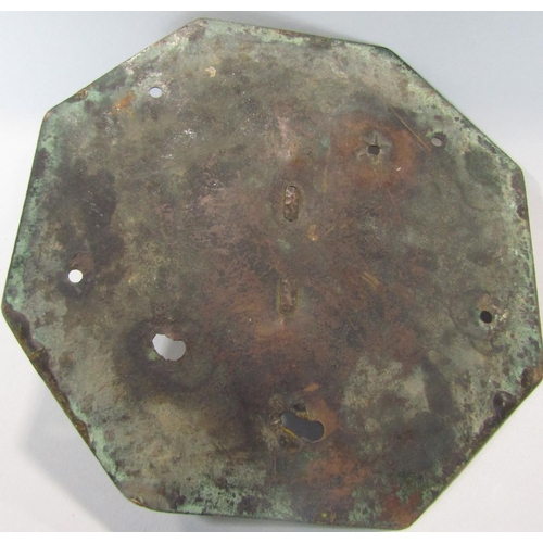 461 - An 18th Century octagonal sundial with engraved detail signed Hedger London 20cm