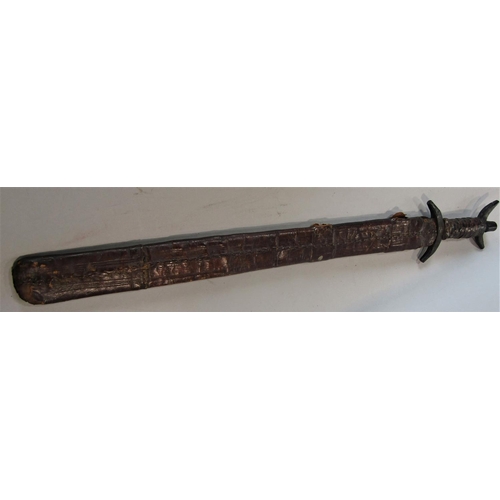 623 - Ethnic sword, the steel blade with etched detail, with leather sheath, 61cm long