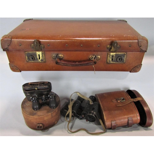 628 - A mixed lot to include a vintage leather suitcase, vintage pair of binoculars, collar box and opera ... 