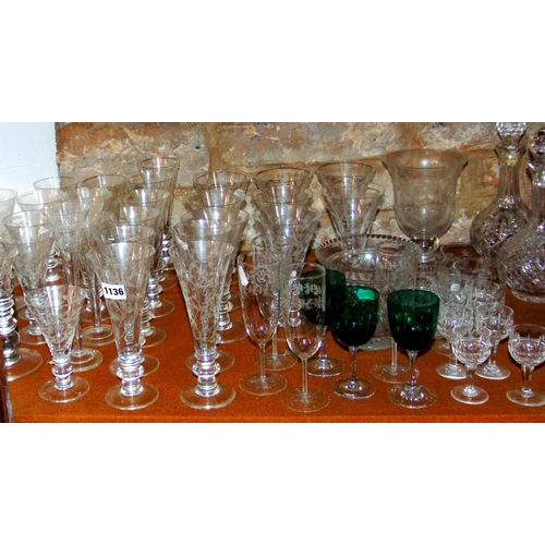 1136 - A large collection of various tapered glass flutes of various sizes, to include Royal Scott lead cry... 