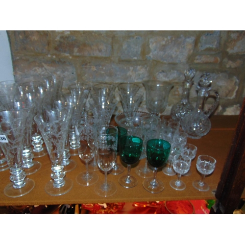 1136 - A large collection of various tapered glass flutes of various sizes, to include Royal Scott lead cry... 