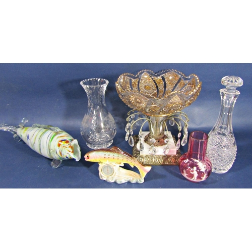 1158 - Good quality gilt cut glass and prismatic drop centre pieces, upon a marble stepped square base, 26c... 