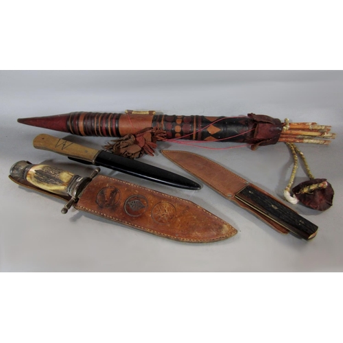 532 - Horn handled hunting knife together with a further hunting knife, a bayonet type dagger and a collec... 