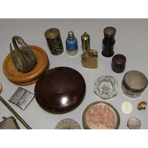 1518 - Miscellaneous effects, twin ended scent bottle, silver vesta, spoon with mother-of-pearl bowl, Unity... 