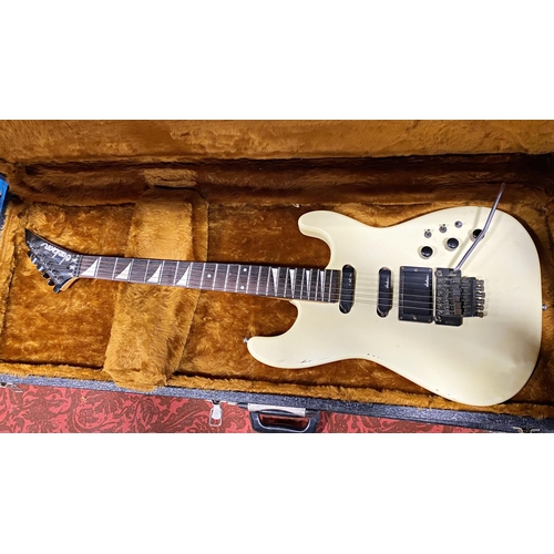 586 - Jackson Charvel soloist style 6 string electric guitar in cream, 97cm full length 50cm fretboard, to... 