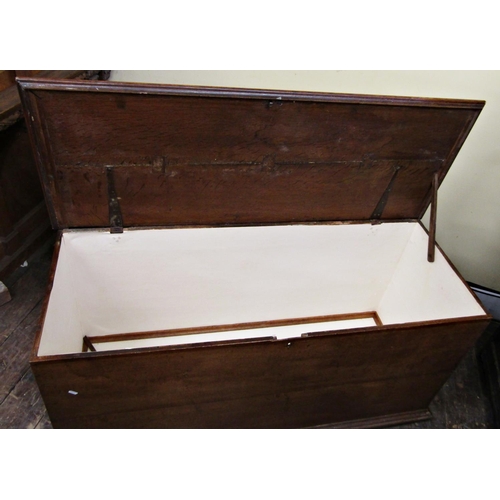 2762 - A substantial 19th century oak blanket chest of simple construction, exposed dovetails, 140 cm wide