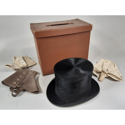 1542 - Vintage top hat by Austin Reed (internal circumference 55cm) in original travelling case with compar... 