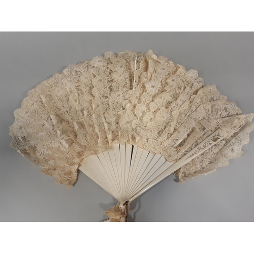 1543 - Vintage brise lace fan with painted wooden guards and sticks, each stick supporting a wide lace band... 