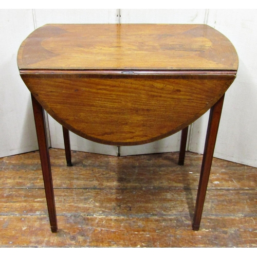 2726 - A Georgian mahogany oval Pembroke table enclosing a single frieze drawer raised on square taper legs... 